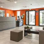 Ξενοδοχείο με διαμερίσματα Odalys - Centre 4*