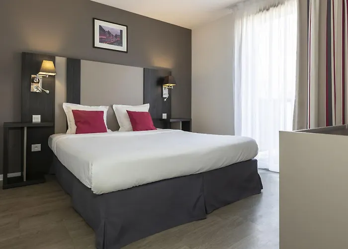 Odalys Centre Aparthotel 4*